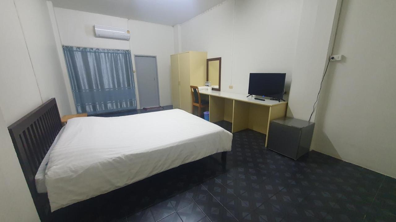 Monta Apartment 방샌 외부 사진